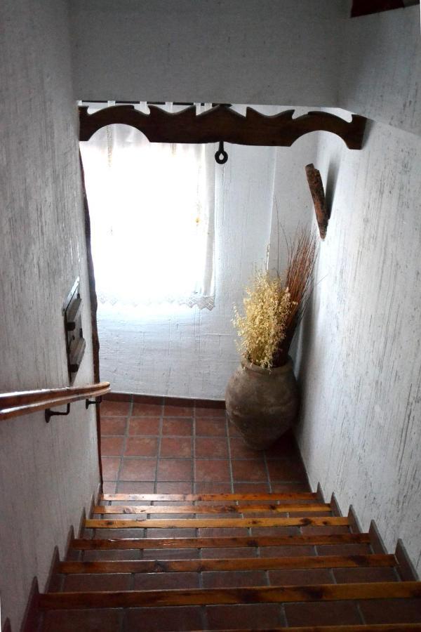 Apartamentos La Sierra Villalba de la Sierra Bagian luar foto