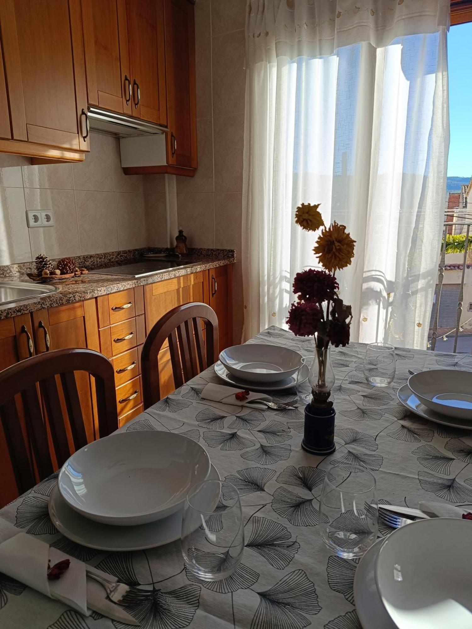 Apartamentos La Sierra Villalba de la Sierra Bagian luar foto